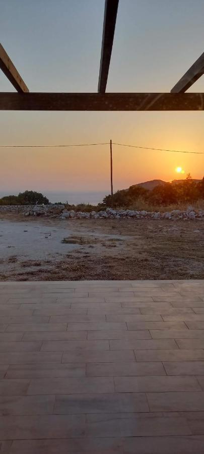 Villa Tramonto Keri ภายนอก รูปภาพ